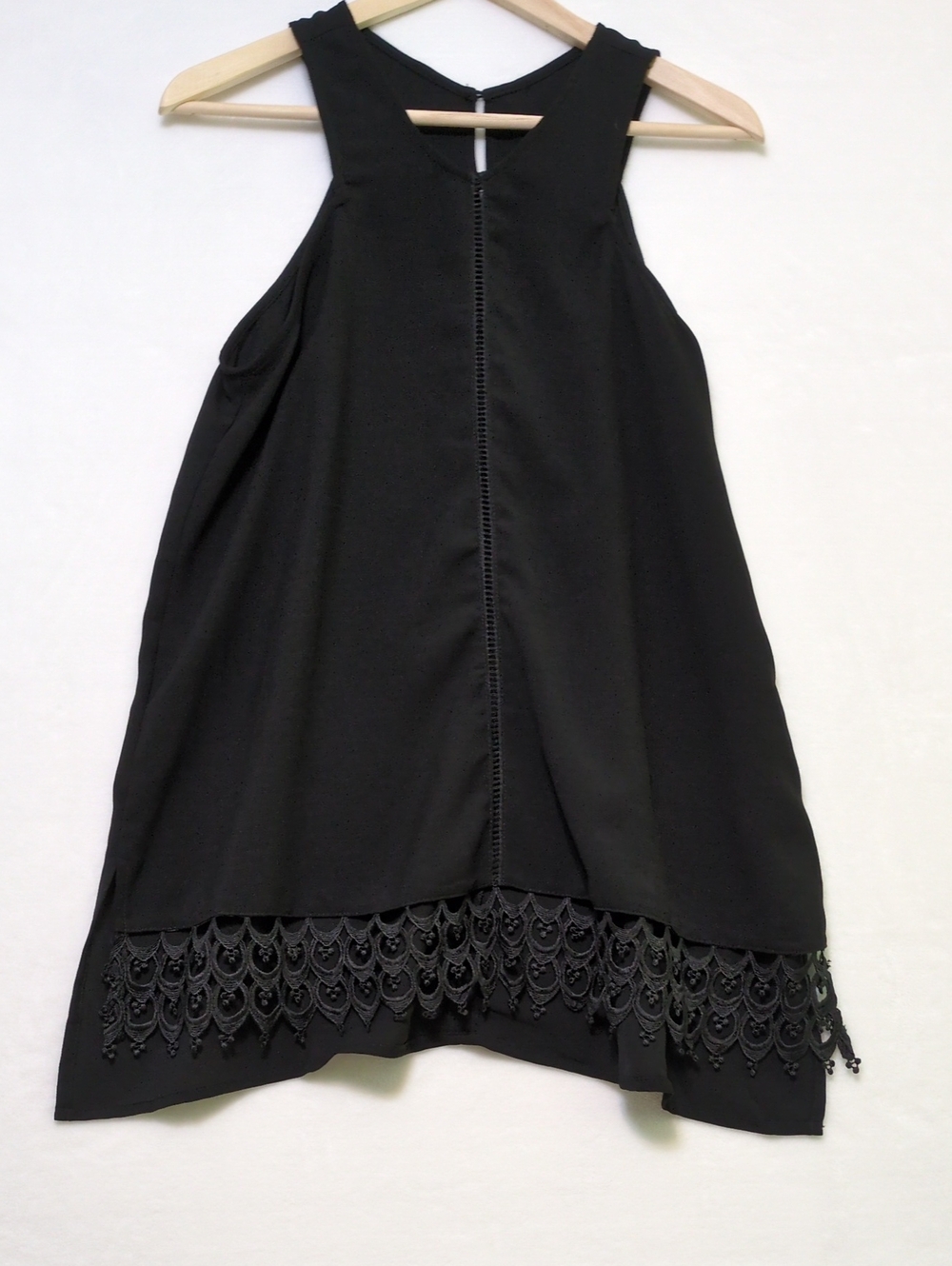 Doe & Rae Black Crochet Lace Trim Halter Tank Top flowy Boho Festival High Neck
